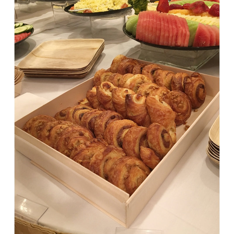 Collapsible Tray w/ Attached Lid